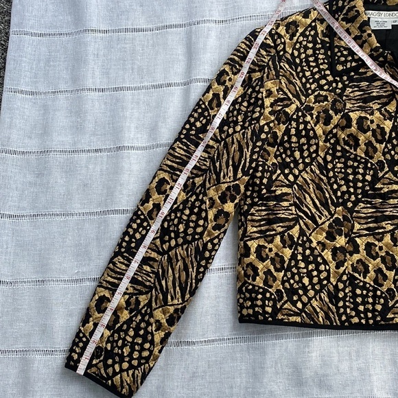 Maggie London vintage quilted jacket in animal print. - Picture 9 of 13